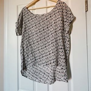 Indie/Twee-era top with faces